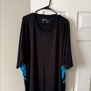 Sports Illustrated Black and Blue Short Sleeve Tee